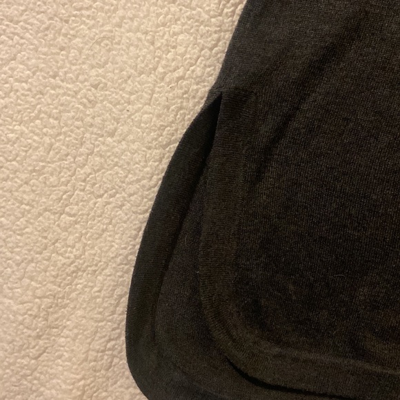 Vince Camuto sweater. Size L. Color grey. - Picture 4 of 6